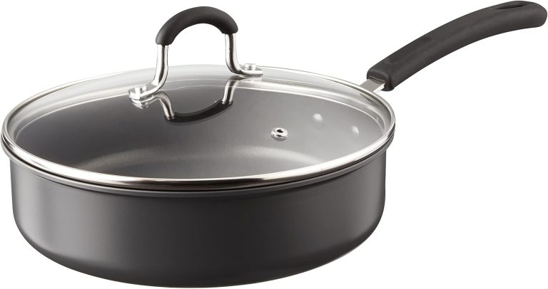 Hard Anodized Nonstick Saute Pan With Lid, 3 Quart